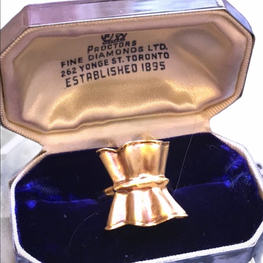 Retired Charles Garnier 18k gold 925 sterling bow ring retired